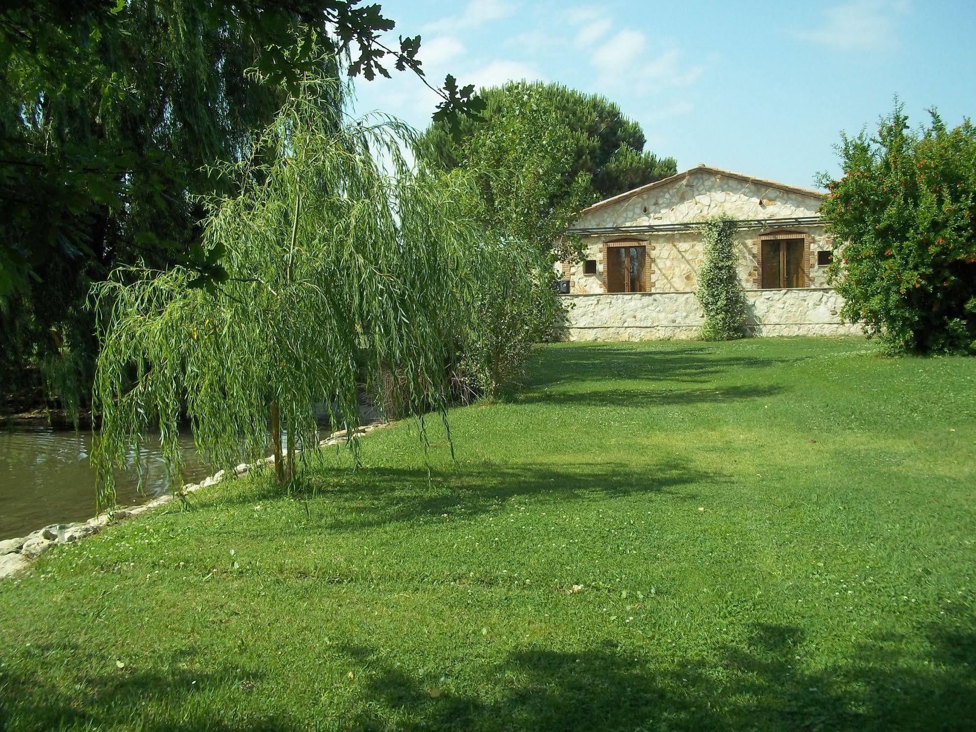 Agriturismo Lupo Cerrino Tarquinia Exteriér fotografie